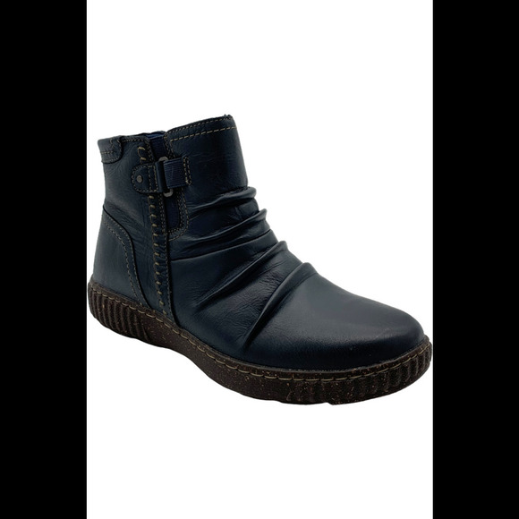 Clarks Collection Leather Ruched Ankle Boots Caroline Orchid Navy - Wide - Picture 1 of 3